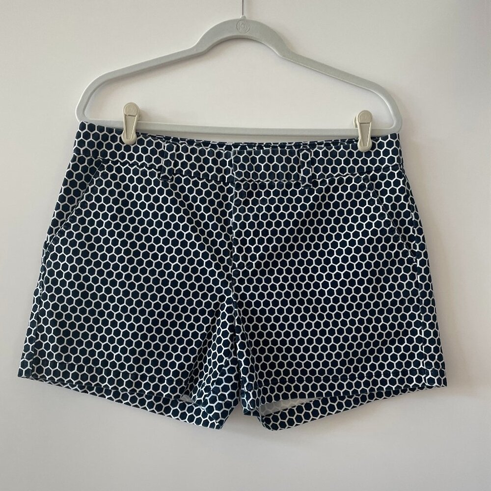 Tommy Hilfiger Geometric Hexagon Shorts‎ in Navy and White, Size 10